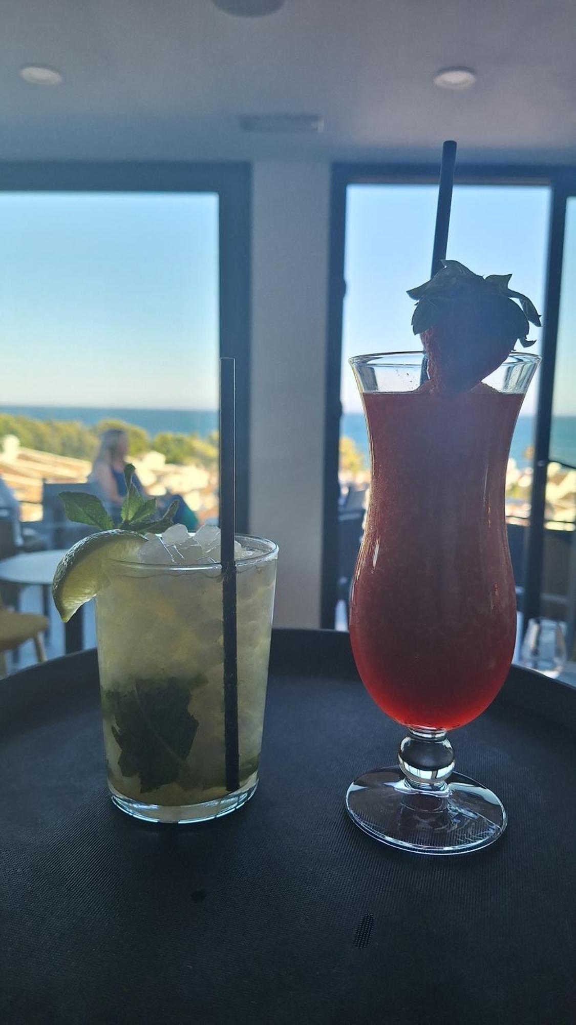 The Orange House Boutique Hotel And Upstairs Rooftop Bar Center Of La Cala De Mijas 100M From The Beach Bagian luar foto