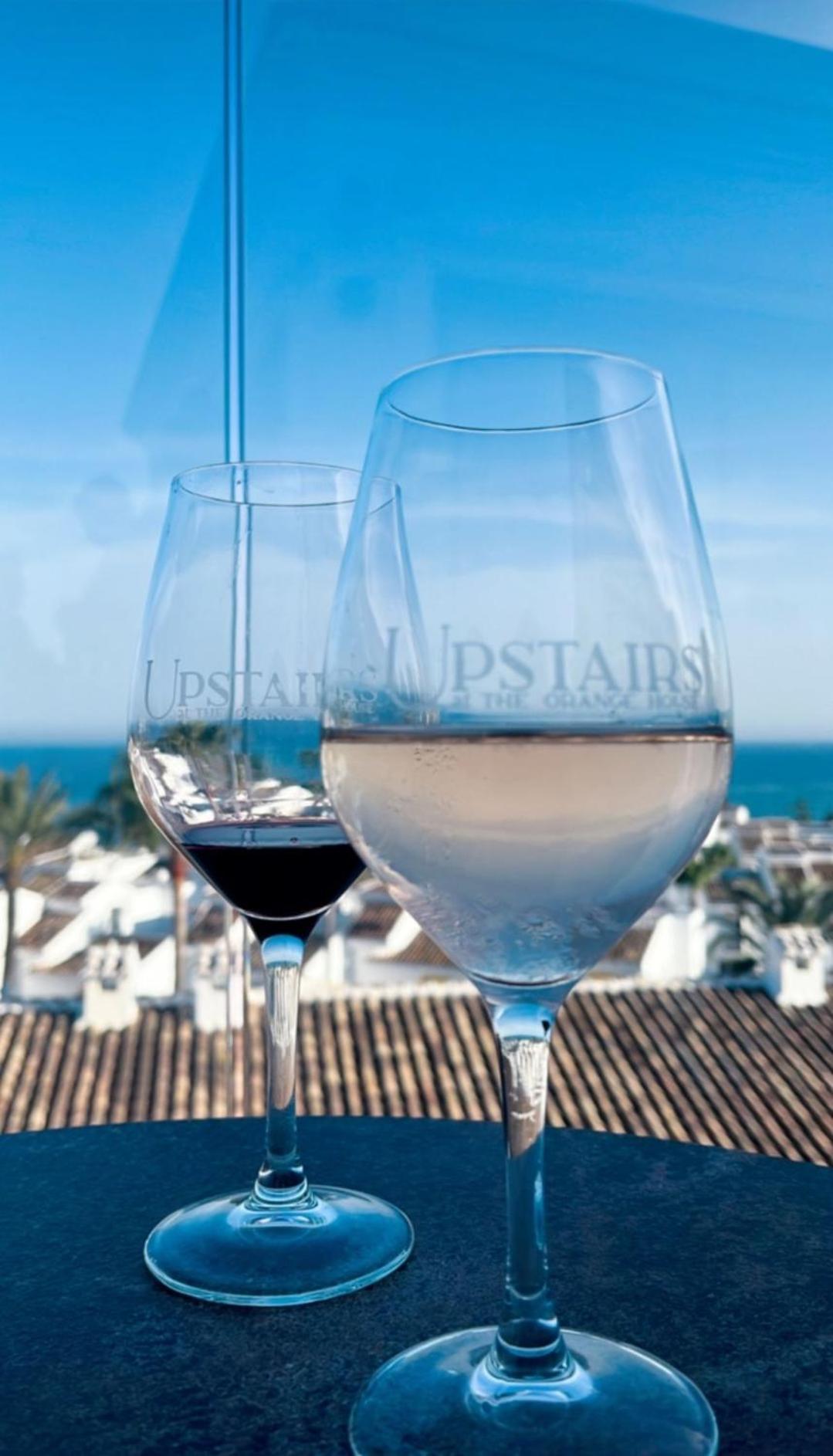 The Orange House Boutique Hotel And Upstairs Rooftop Bar Center Of La Cala De Mijas 100M From The Beach Bagian luar foto