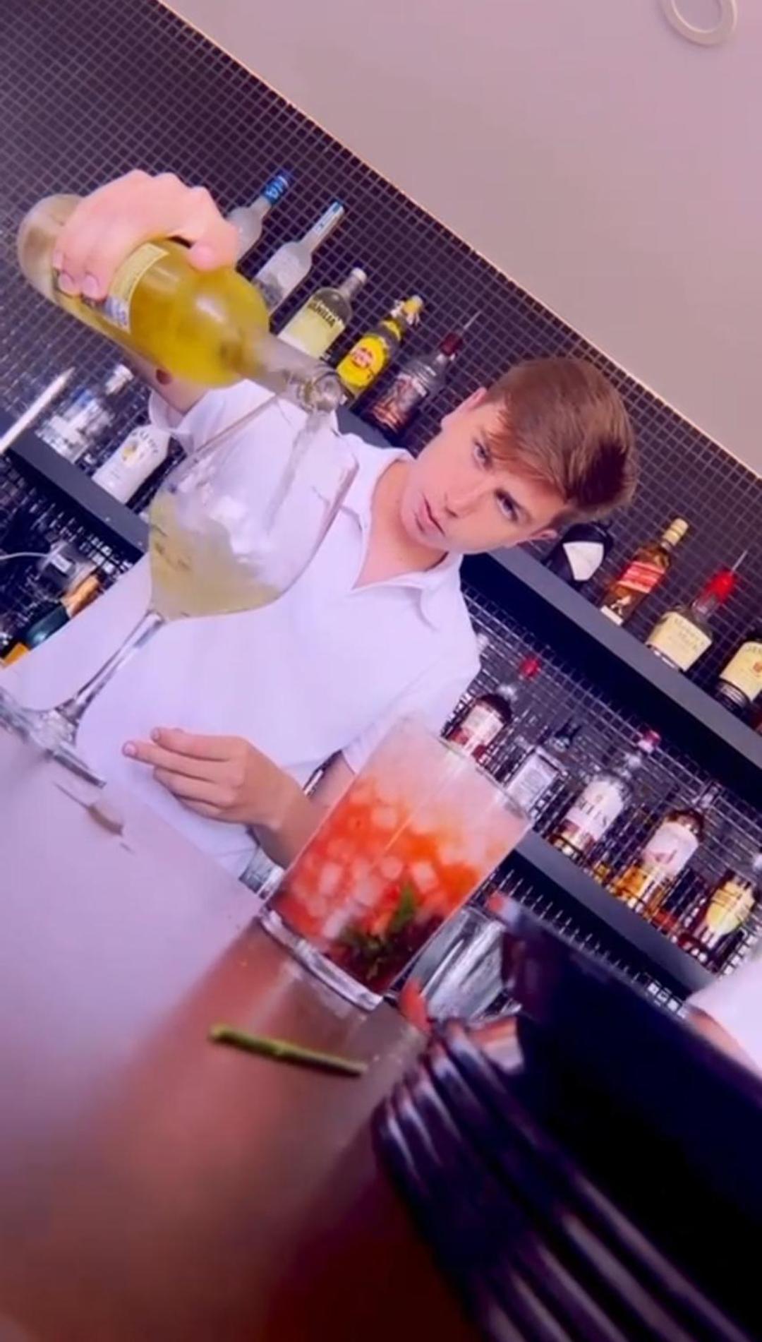 The Orange House Boutique Hotel And Upstairs Rooftop Bar Center Of La Cala De Mijas 100M From The Beach Bagian luar foto
